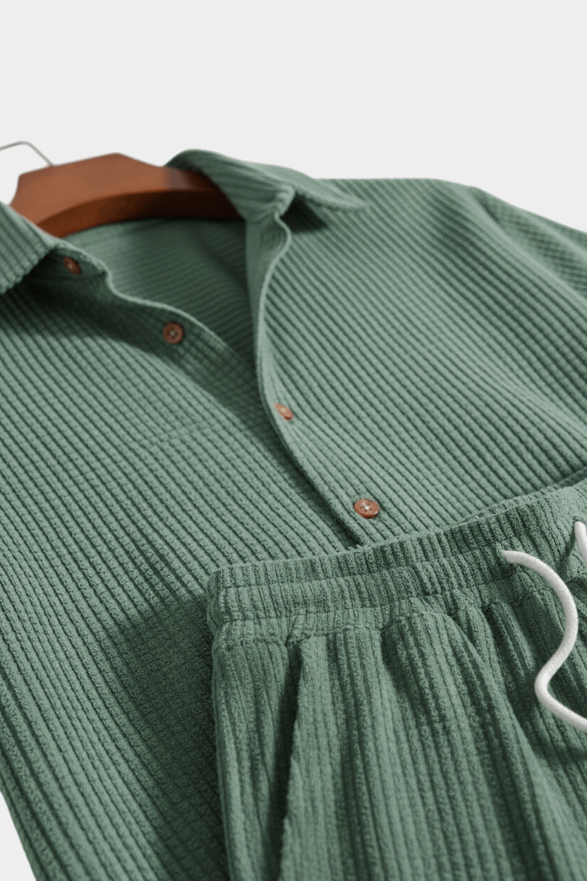 Plaid Short-Sleeve Shirt